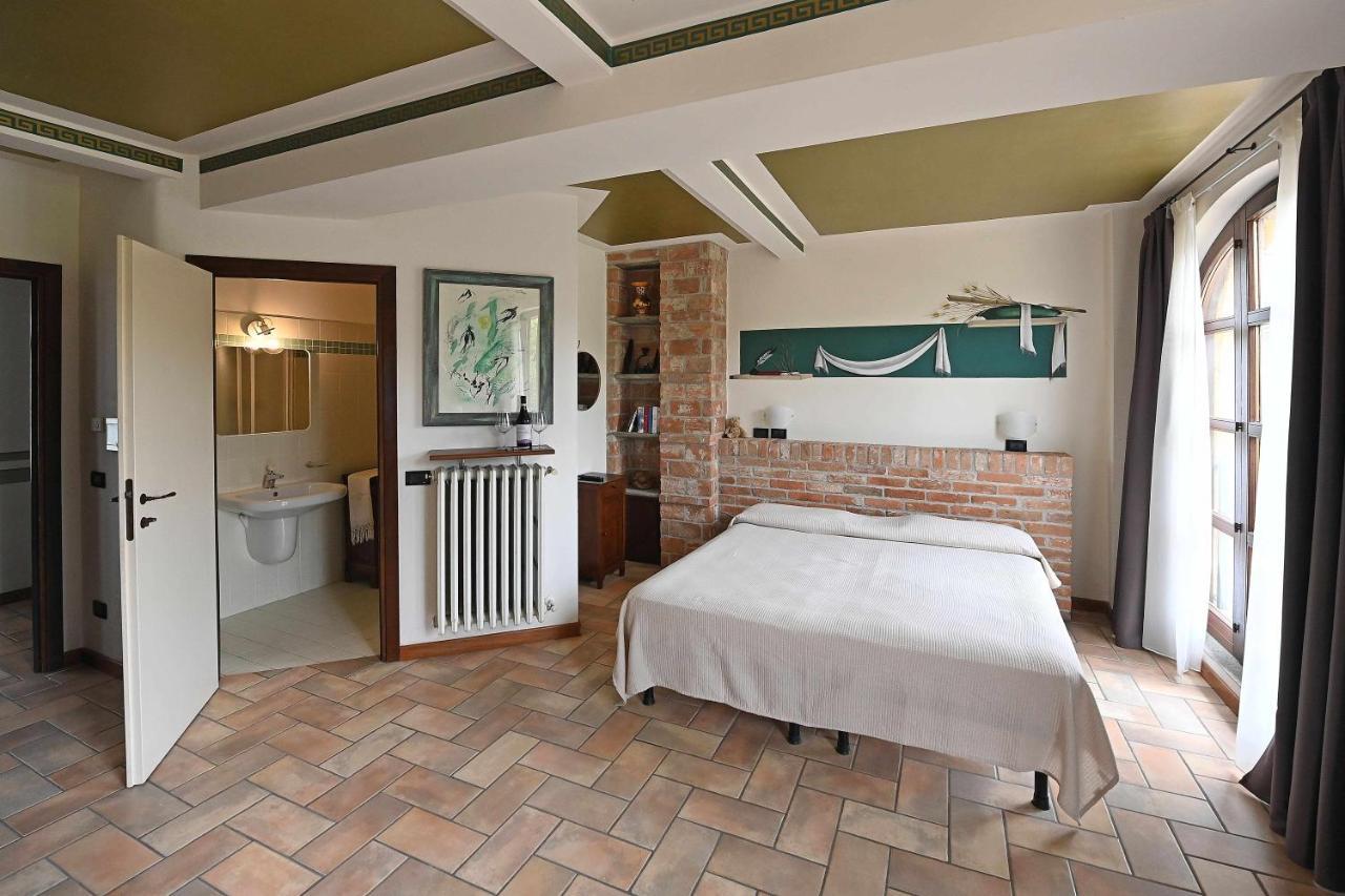 Gasthaus La Ca Dolga La Morra Zimmer foto