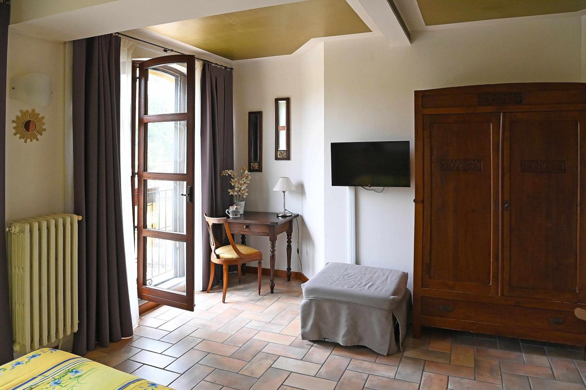 Gasthaus La Ca Dolga La Morra Zimmer foto