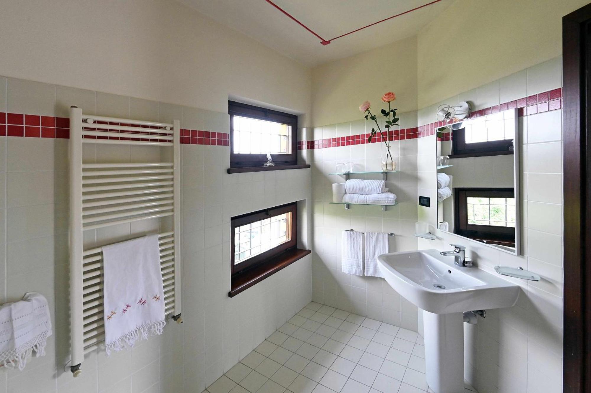 Gasthaus La Ca Dolga La Morra Zimmer foto