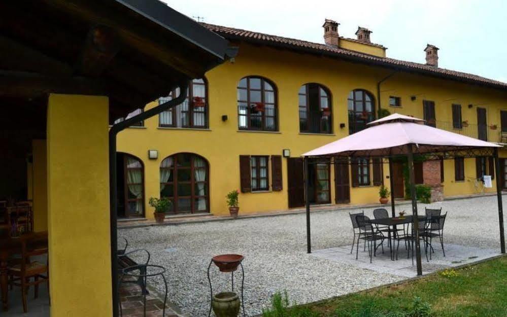 Gasthaus La Ca Dolga La Morra Exterior foto